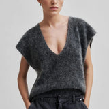 Camryn neuleliivi, Volcanic Ash