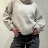Andrea Rollneck Cropped alpakkaneule, Beige