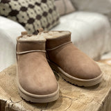 UGG - Classic ultra mini, sand