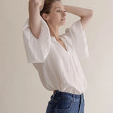 Ina pusero, White