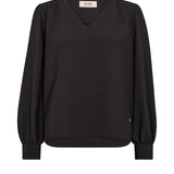 Kylie Miley pusero, Black