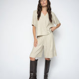 Ulla Miri shortsit, Clay