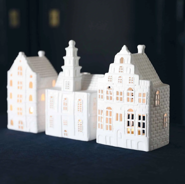 &klevering - Talolyhty canal house warehouse, large