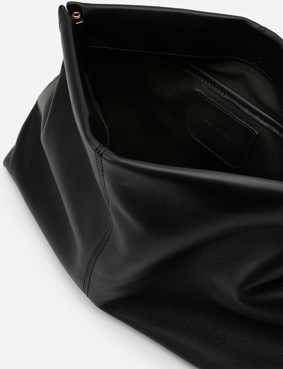 Flattered - Clay Clutch nahkaa, musta