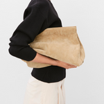 Flattered - Clay Clutch mokkanahkaa, sand