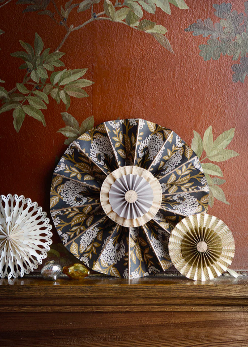 Paperirosetti Elderflower 40cm, walnut