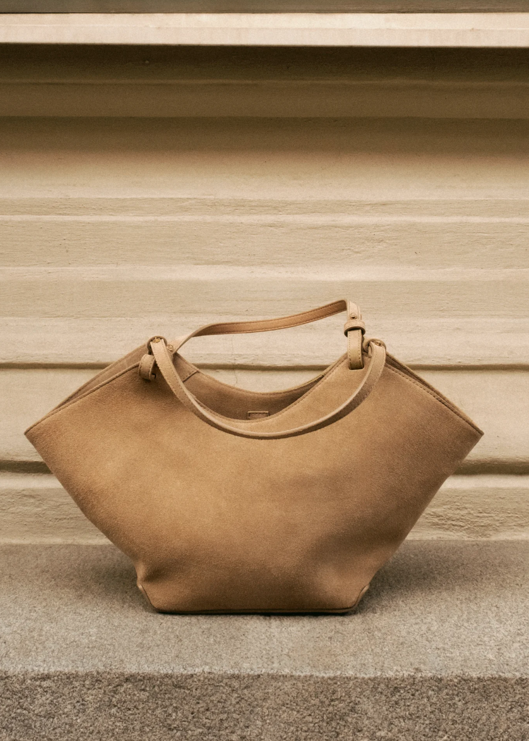 Flattered - Dilba Mini Tote Bag Suede Sand