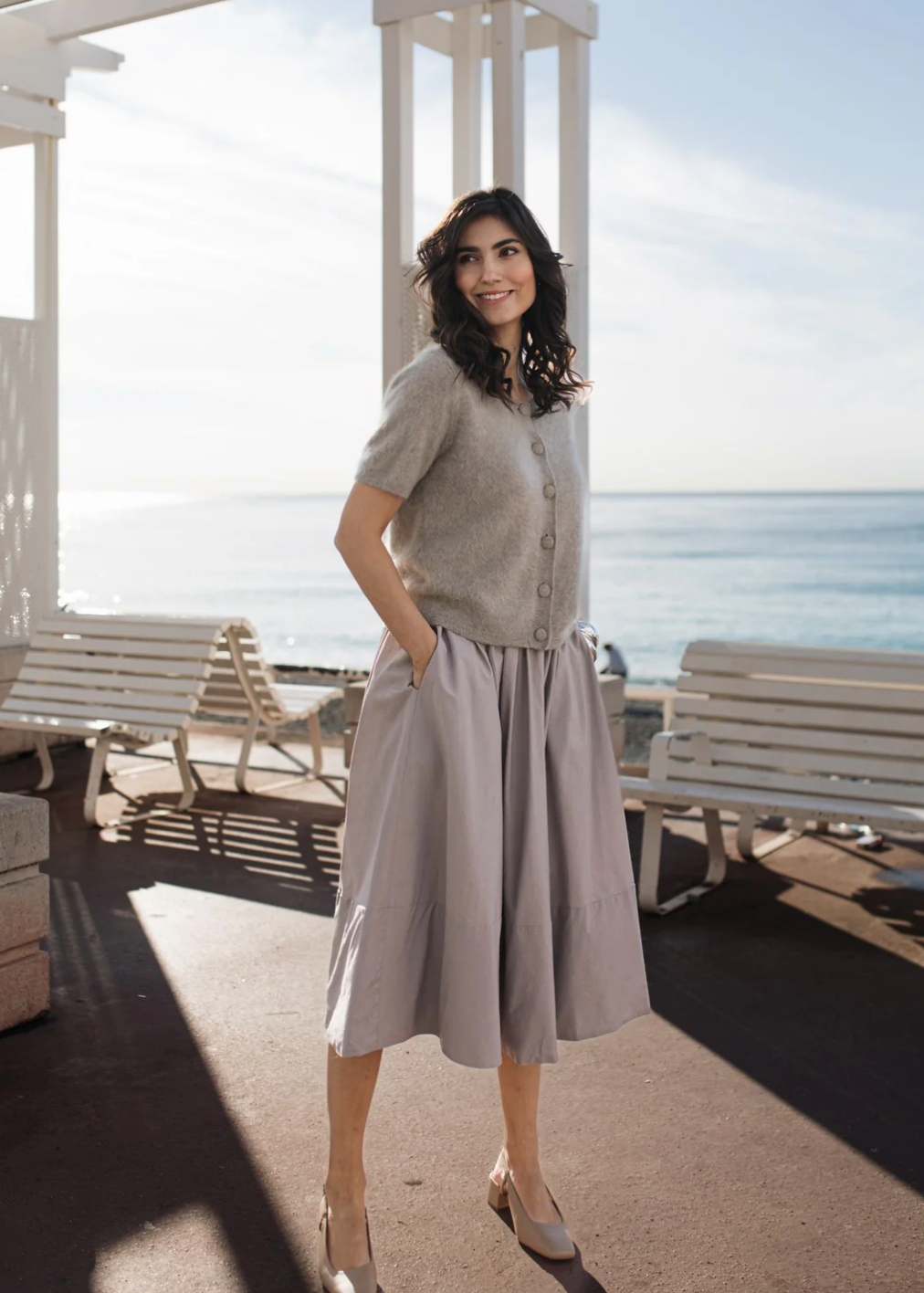 Karlia lyhythih cashmere neuletakki, greige