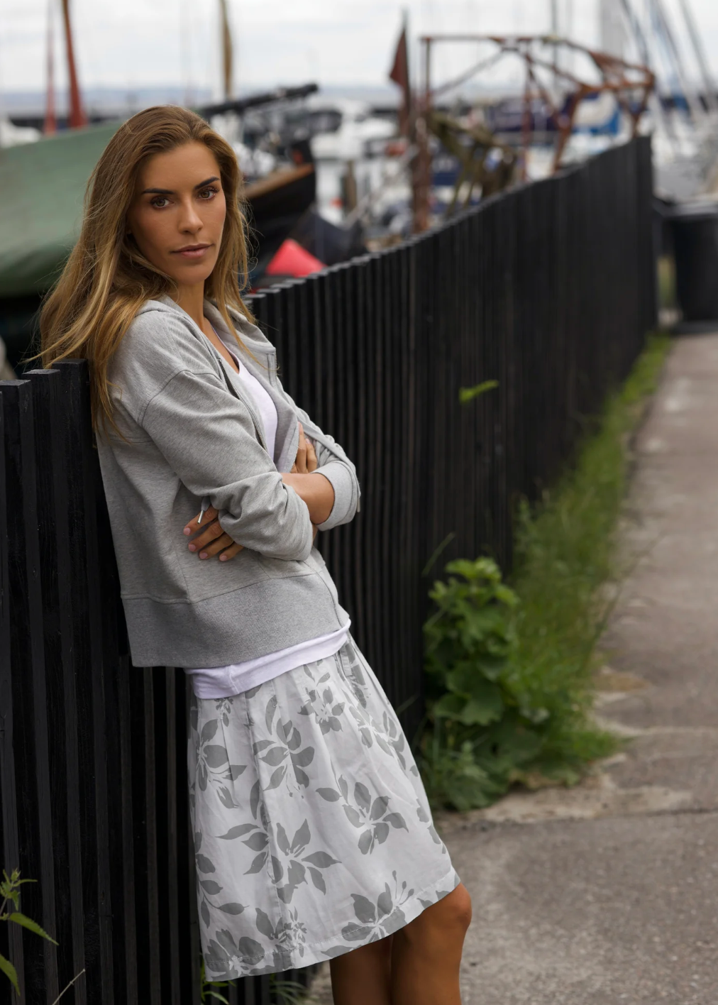 Anemone flowerprint Skirt, ultimate grey