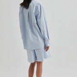 Alisa paitapusero, Kentucky Blue