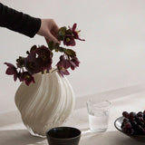 Noma vaasi, Linen