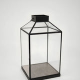 Korfu iso lyhty, Black