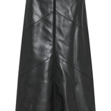 Vegani Imma tekonahkahame, Black