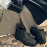 Chelsea kumisaappaat, Black