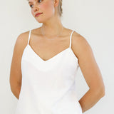 Cami toppi v-kaula-aukolla, White