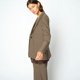 Lucey Dynamic Luxe bleiseri, Falcon