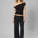 Giggo toppi, Black