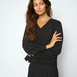 Kylie Miley pusero, Black