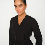 Lipi Miley mekko, Black