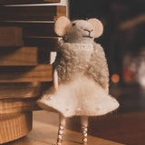 Jouluhiiret lahjasukan kanssa