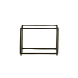 Avolyhty Low, Iron