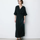 Amelia maximekko, Black