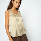 Astrid silkkitoppi v-kaula-aukolla, Oxford Tan