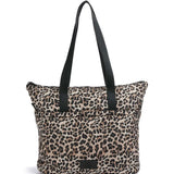 Perry Shopper, Leopard