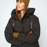 Tova villapipo ribbineulosta, Dark Camel