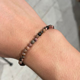 Rhodonite rannekoru M, Brown