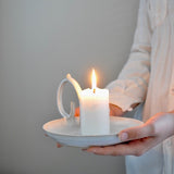 Pöytäkynttilänpidike kahvalla, valkoinen