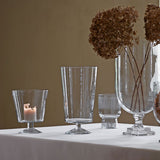 Jalallinen lasivaasi M